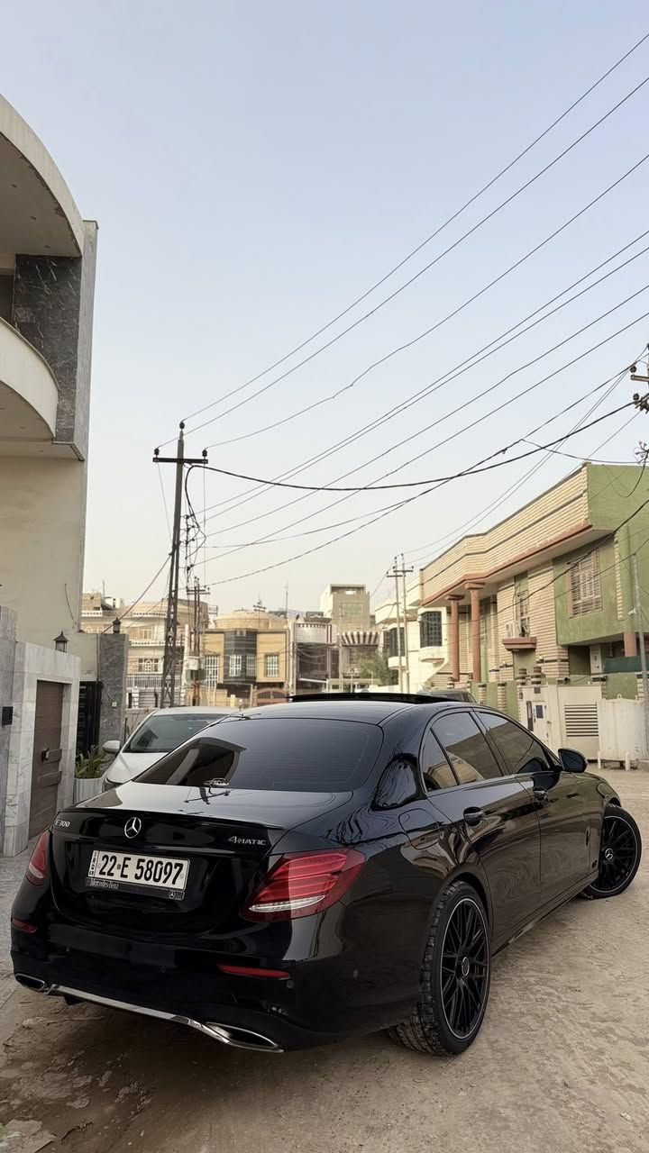 السلام عليكم مارسدس E300 2017 كلين تايتل
سقف بنوراما
جنطه كهرباء
كشن تدفئه
ستيرن تدفئه
فول رادارات وتوقف ذاتي ونقطه عمياء
شاشه متصله
كامره اصليه
حساسات امامي خلفي 360  
داخل 64 لون
سماعات برومستر
كت AMG بلاد وويل 
تخم تاير دنلوب ستوني شادهن
السياره بااسمي 
تضليل بالسنويه ستوني مجدده
السياره مكفوله من الصبغ والتبديل بيهة بارد شي بسيط بباب الصدر مكينه مكفوله صدر حداديه كلهة جاهزه
***********/***********
السعر/295$
السياره مغلفه full ppf

