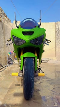 كاوسكي 2004 • نضيفه • كمرك مدفوع