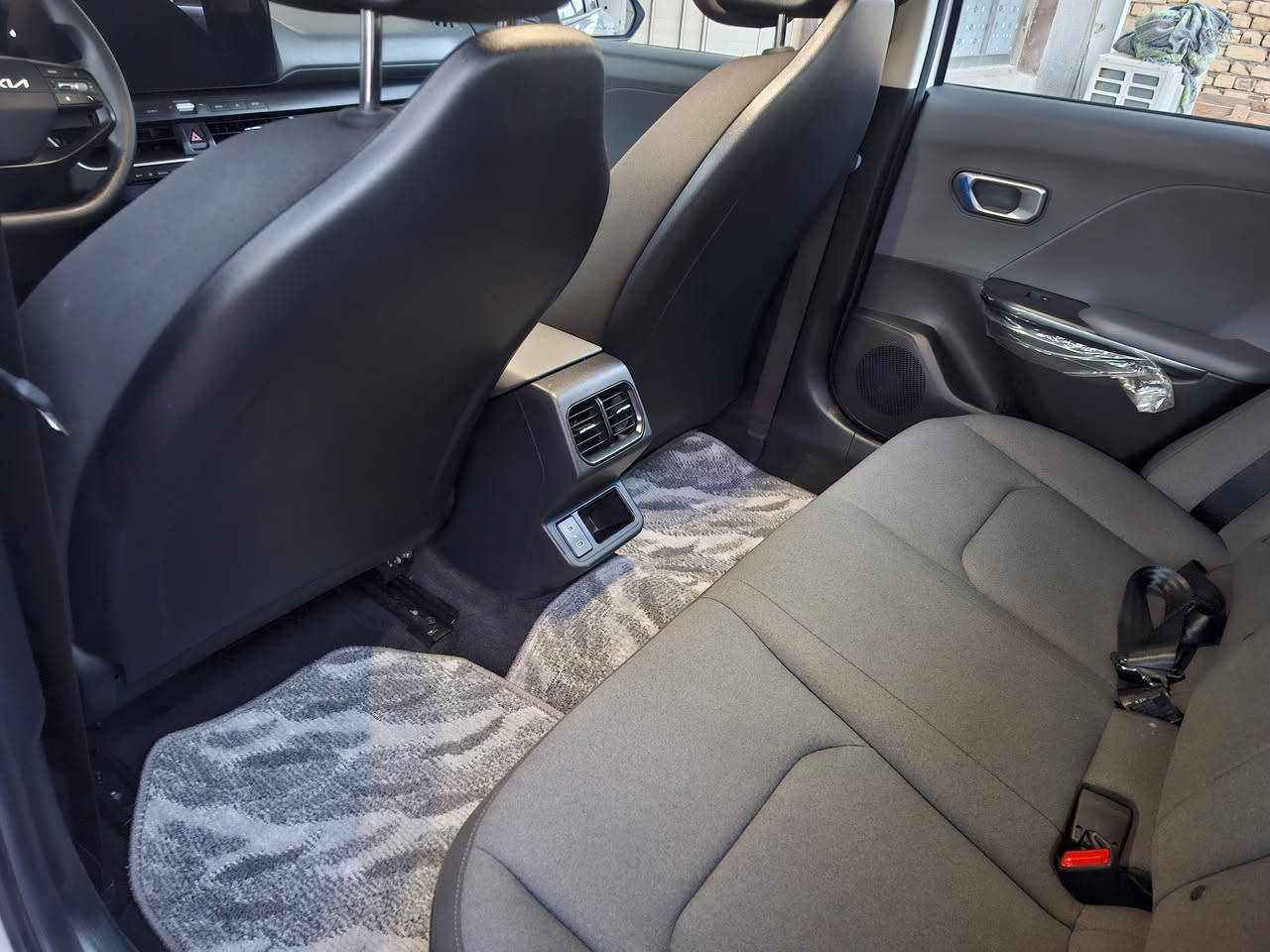 كيا سيراتو k4  خليجي موديل ٢٠٢٥ ماشيه ٣٠٠٠ رقم بغداد السعر ١٨٨ مكينه ٢٠٠٠ دوش حساس امامي وخلفي دشبول سورنتو ايباد شاشه وكاميرا تبريد قطعتين ٣ انظمة قياده اشارة مرايه سويج مكانها السماوة الرميثه للاستفسار الاتصال عالرقم ***********
