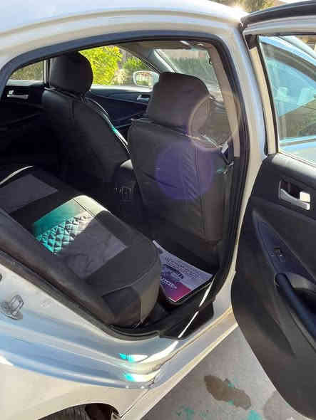 البيع فقط  سوناتا 2012 مكينة 2400 خليجي مواصفات كويتي تحكم ستيرن وشفتات رياضية داخل اسود ويل كروم ماشية 188 حقيقي السيارة على ايدنا استلام شركة محرك ممفتوح مكفولة كفالة عامة من الصبغ والضرر شرط الفحص رقم مميز وسنوية لل 2028 السعر 131 $
***********
