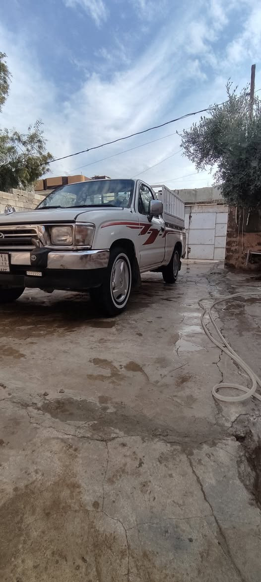 للبيع بيكم تيوته موديل 2000 رقم نينوى بي صبق احزام جماليه محرك مامفتوح داخل ازرك حار بارد شرط التحويل الهاتف *********** السعر 85
