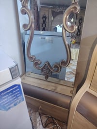 غرفة نوم فخمة • للعرسان