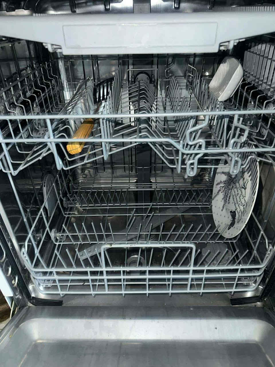 غسالة صحون500 +غساله ملابس 15كيلو سعره750 نظيفات جداً سبب لبيع الغسالات من حولت على شقه بعد ماكدر اشدها استعمال قليل جداً 
العنوان بغداد حي الجامعة


**إذا كنت صاحب هذا الإعلان وتريد حذفه لأي سبب، رجاءا أرسل رسالة إلى الدعم الفني**