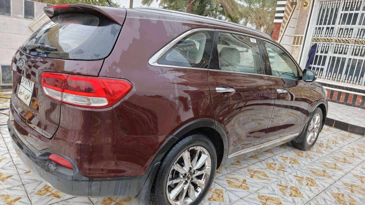 سورنتو 2016 وارد خليجي محرك  4سلندر 2400 مكينه ما مفتوحه سياره مكفوله كفاله عامه ما عدا البنيد كلير بدون اي ضربه داخليه او تبديل سونار مرفق بالمنشور مواصفات السياره سبعه راكب ثلاث قطع تبريد كشن كهرباء بصمه حساسه امامي خلفي لدى امامي خلفي تحكم ستيرا كاميرا
رقم اربيل سنويه منتهيه السعر 155 
هاتف***********
