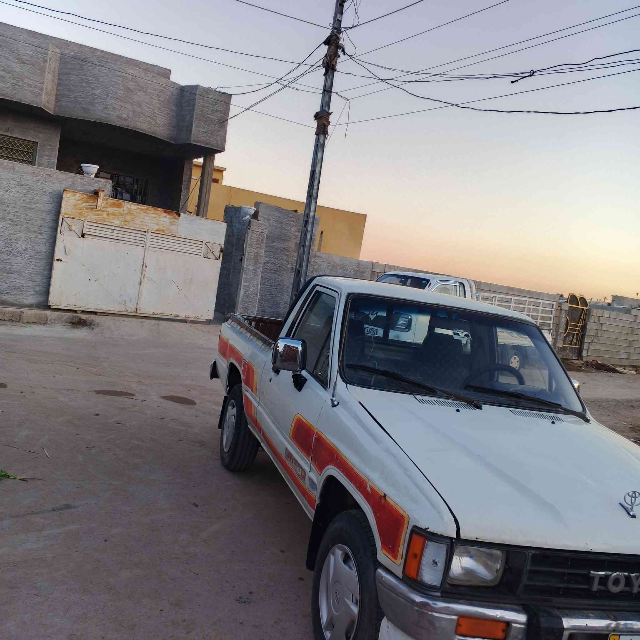 (مكلف بنشر)  سلام عليكم بيكم للبيع موديل 88سياره مكفوله رقم بغداد مشروع وطني سياره حلوه المكان صلاح الدين الضلوعيه ،***********
