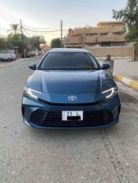للبيع تويوتا كامري هايبرد  2025   وارد امريكي ضرر بسيط ضرر جاملغ امامي...