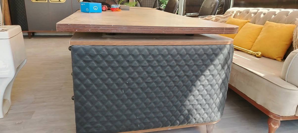 يالله سلام عليكم مكتب+مكتبه للبيع جدا جديد الاستفسار عل رقم *********** والله الرزاق السيديه مجاور مكتب الكوخ للعقار
