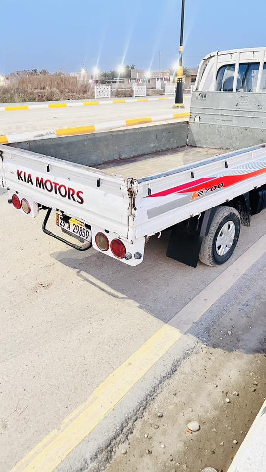 كيا 2015البيع    السياره كفاله  من الصبغ  مكينه  حتى بخار متبخر    توهي مجفته  وذني  الطخات ماشرات عدك  مكانه 
السياره واسط    سعر 107    
الستفسار ***********
