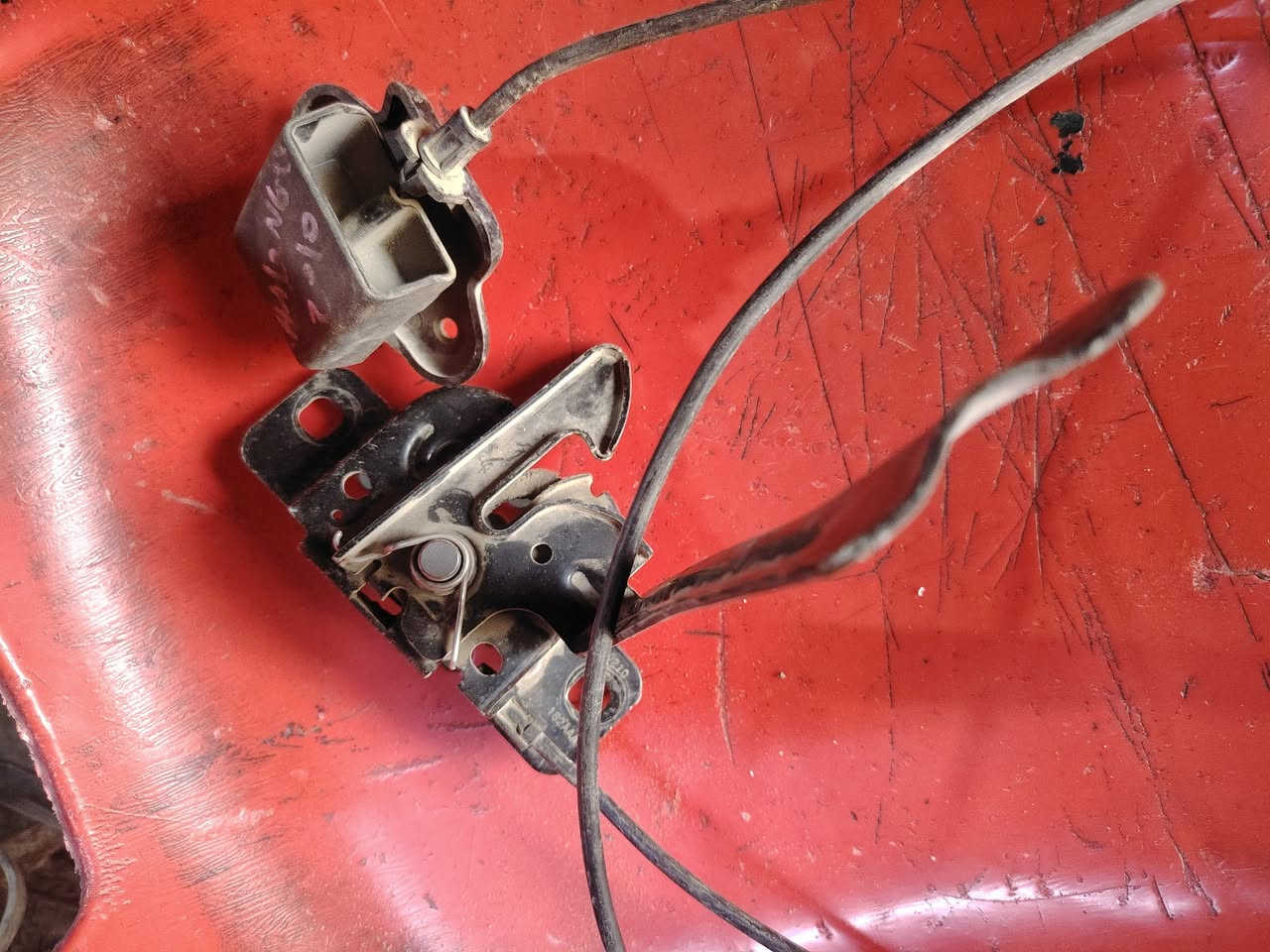 السلام عليكم من رخصت الأدمن 
قمجي بنيد كامل جالنجر 2010 سعر 35 ويوجد توصيل


**إذا كنت صاحب هذا الإعلان وتريد حذفه لأي سبب، رجاءا أرسل رسالة إلى الدعم الفني**