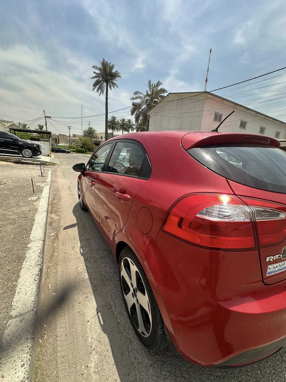 السلام عليكم كيا ريو 2013 للبيع خليجي
السلام عليكم كيا ريو هاج باك للبيع موديل 2013 خليجي السيارة كير محرك مكفول تبريد تدفئة تبريد شغال السيارة كلش نظيفة بيها بس باب وجاملغ سائق صبغ اثر طخة خفيفة سيارة بيها نظام ايكو اقتصادي بانزين السيارة بانزين كلة محسن مرايات شفط تخم تايرات جديد السعر 75 ورقة  للاستفسار ***********
