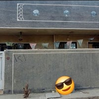 بيت 100م ركون للبيع الشعب حي البساتين شارع الزوار  طابق ونص بيت كامل  ...