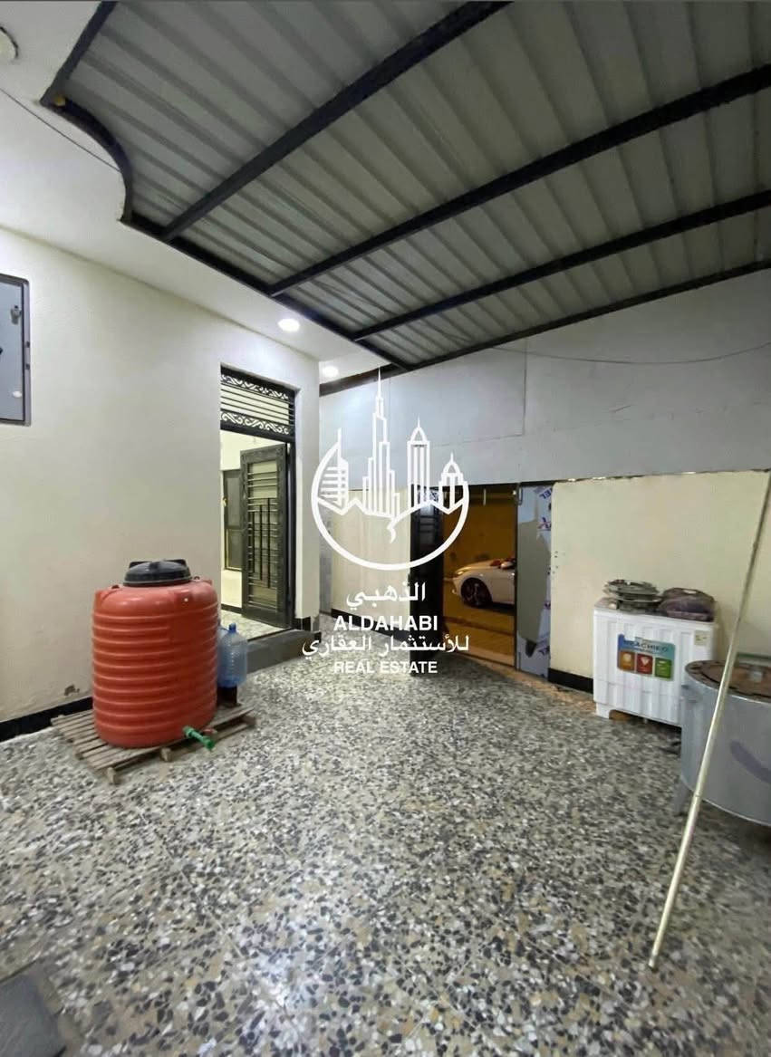 بيت للايجار في الحكيميه 
موقع ممتاز
بناء حديث
نضيف جاهز للسكن
يحتوي على
غرفتين
صاله
استقبال
مطبخ
صحيات
كراج
سعر الايجار 600
للمعلومات اكثر الاتصال على الارقام
او زيارة موقعنا 
البصره _ شارع عام حي الزهراء _ قرب مستشفى النفط 
***********
الذهبي للاستثمار العقاري
مجاز قانونياً
