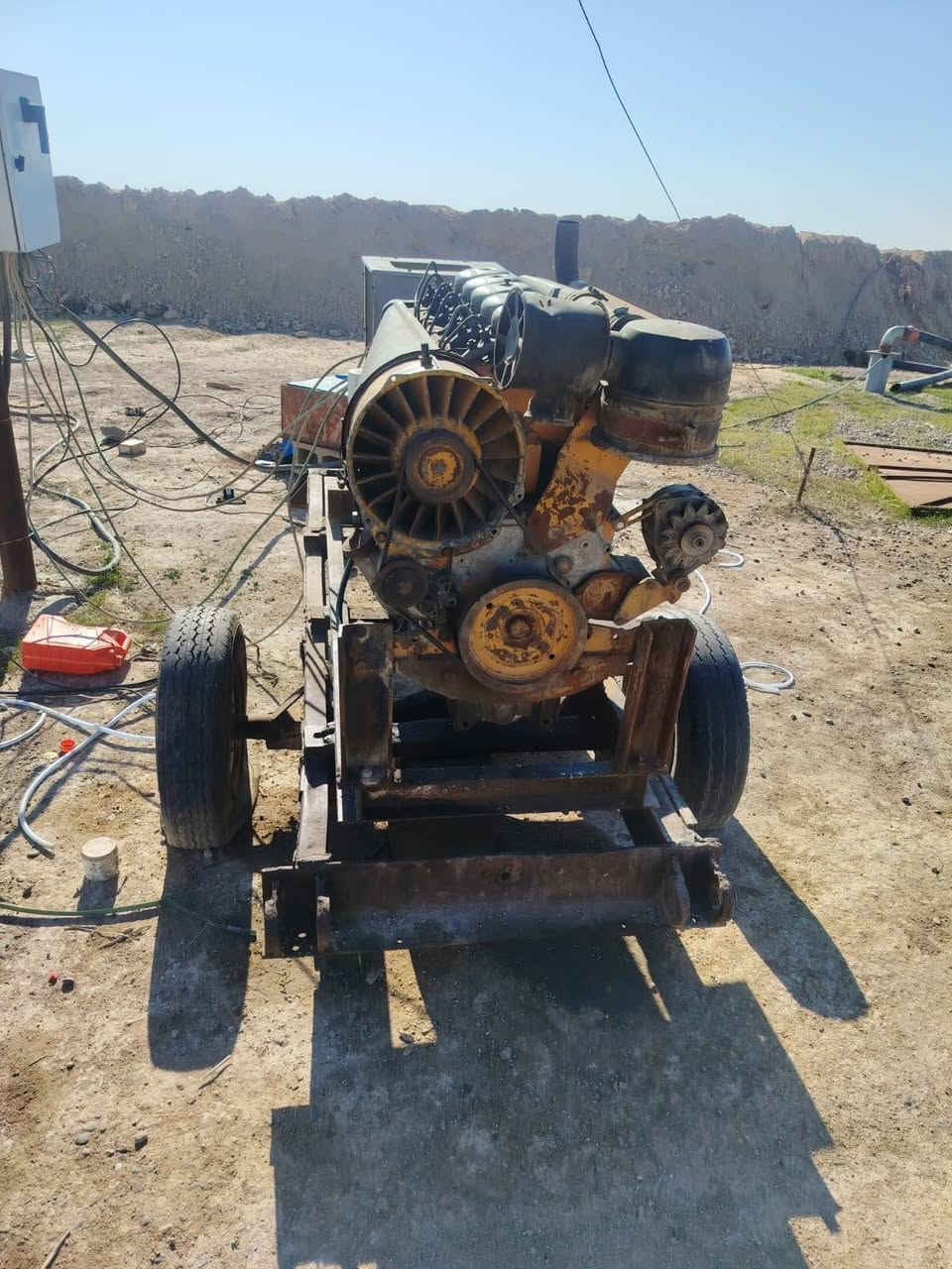 سلام عليكم  رمضان مبارك
للبيع مولد دويز حلواني سته بستم  شرط تشغيل وتحمل عليه راس توليد ستانفور  شاصي وتواير جاهز  مكان المولد تكريت الناعمه الاستفسار اكثر على رقم صاحبه *********** سعر 38وبيه مجال
