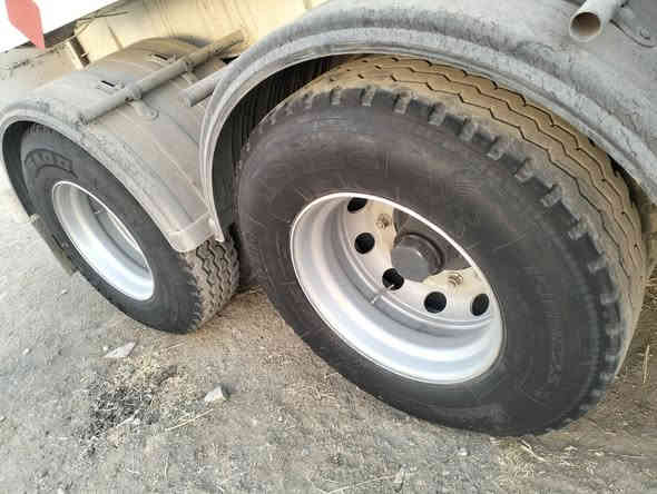 تانکی للبیع موصلاوی مابی فتر او کسر تاخم تایر جدید سحال دنکیرین سبرینک ثالث جوب لیس علوج  کهربای هوا کل بشرط سعر ۷٦  و بی مجال ***********
