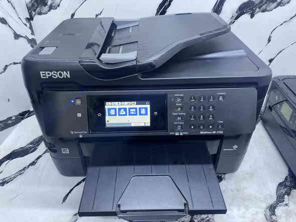 طابعه ابسون wf 7720
A3/A4
واي فاي 🛜 
وجهين 
احبار حقن 
السعر 250
توصيل موجود
فيديو موجود للتفاصيل
***********
