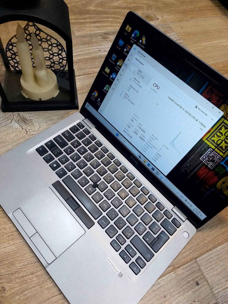 DELL 5410 Ci5 جيل عاشر سلم خفيف الوزن سهل التنقل الرام 
. 
 السعر ثابت  285 الف مع التوصيل المجاني والحقيبة 
. 
النظافة اخو الجديد وعل الفحص وين متريد 
مناسب للدراسة والبرامج المكتبية والطباعة والتصفح  نظافة عاليه جدا  
……………………
 المعالج Core i5-10 th 
 ذاكرة الوصول العشوائي (الرام) 8GB 
 التخزين( الهارد) SSD 256GB 
 مقاس شاشة 14" انج دقة عالية 
 منفذ HDMI & TYPE C 
 كيبورد  عربي انكليزي
الرام و الهارد قابل للتطوير 
…………………………………


**إذا كنت صاحب هذا الإعلان وتريد حذفه لأي سبب، رجاءا أرسل رسالة إلى الدعم الفني**