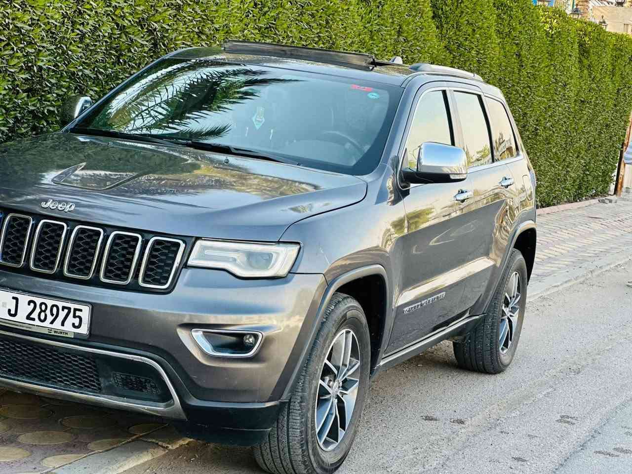 سلام عليكم
جيب لا ريدو وارد امريكي مديل 2017 فول واحد على واحد 
سعر سياره 184 $ بيه مجال بسيط ماكو هيج سعر 
 صوره الحادث بل منشور والسونار هم بل منشور بيه جاملغ وبنيد بابين مباوك كلير فقط السياره بدون اي داخل ماشي ٨٠ ميل رقم سليمانيه  جديد اخوان الريد تفاصيل يتصل سياره جديده فول واحد على واحد بل خير ع يخذه 
سعر 184$ بيه مجال بسيط 
مكان بغداد 
اتصل ***********
