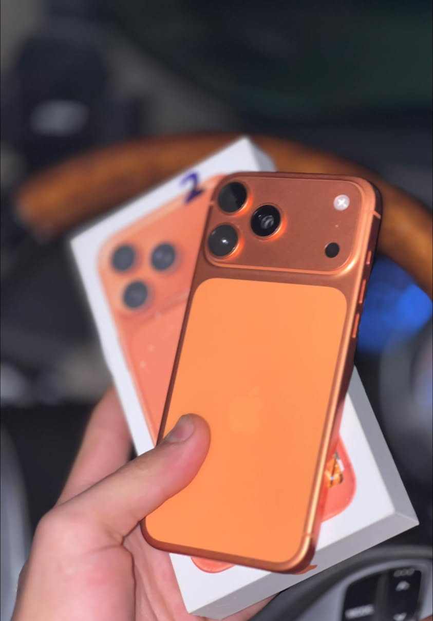 iphone 17 Pro Max 
دبل شريحه ( خطين ) بطاريه 100 ذاكره 256 ‏داخل الضمان كامل ملحقات مكفول من دخول الصيانة باقي التفاصيل خاص 🧡.


**إذا كنت صاحب هذا الإعلان وتريد حذفه لأي سبب، رجاءا أرسل رسالة إلى الدعم الفني**