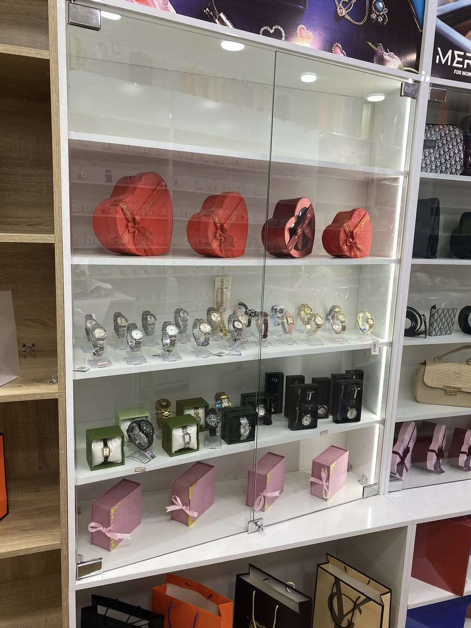 كل مافي المحل للبيع جملة فقط
رقم الهاتف 0660748840


**إذا كنت صاحب هذا الإعلان وتريد حذفه لأي سبب، رجاءا أرسل رسالة إلى الدعم الفني**