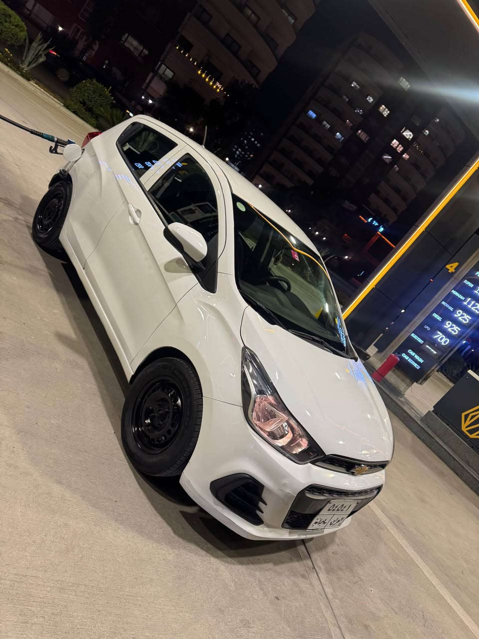 ﷽
للبيع شوفوليت spark 
2018 خليجي 
محرك 4 سلندر طبيعي 
ربع البنيد صبغ فقط بدون دواخل
كير محرك شرط 
مكان السياره سليمانيه 
سعر 82 ورقه 
*********** السليمانية, العراق
