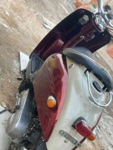 عبد الحليم كلاسك دراجه كلشش نضيفه واحلى من الصور

كهربائياتهه كلهه شغاله دبلات جديده تايرات تخم بيهه كلهه شغلله 

السعر 250 الف مكاني بغداد الزعفرانيه رقم تلفون ***********
