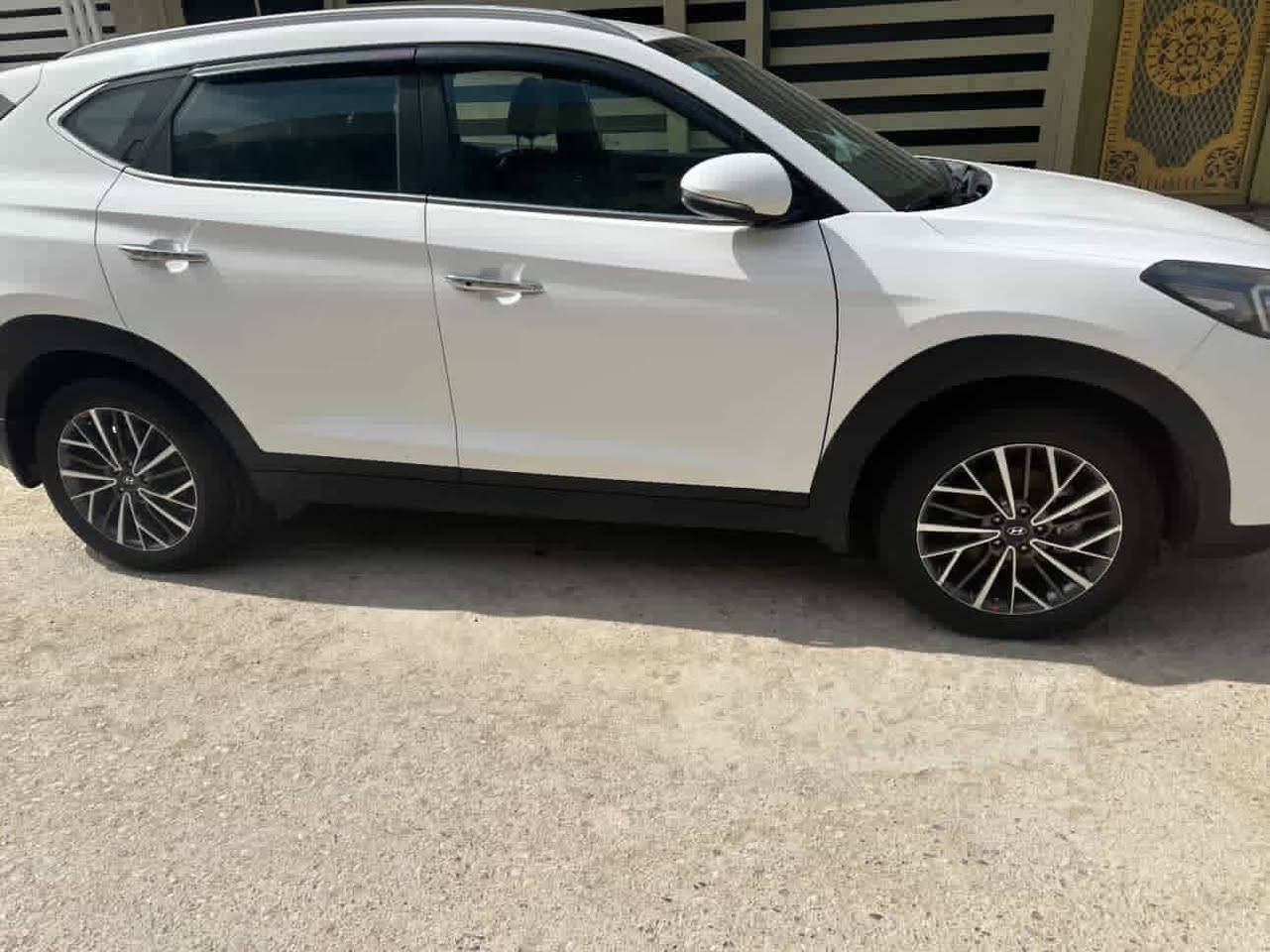 السلام عليكم توسان خليجي ماشيه 50 فقط 
باقي تفاصيل اتصل 
مكان بغداد 
مرتضى 
‭ ***********‬
