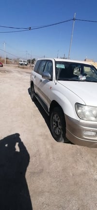 لاندكروزر • مديل 2000 • مصبوغة جمالية