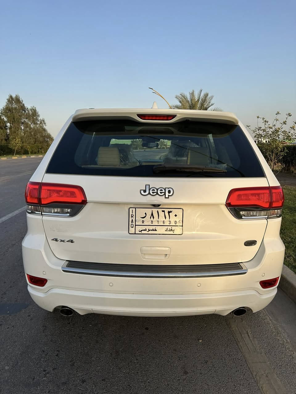 السلام عليكم
جيب كراند شيروكي2014 خليجي كفاله
جكات فور ويل وحساسات وفول 
ماشيه 190
مكاني بابل 
السعر 235
***********
