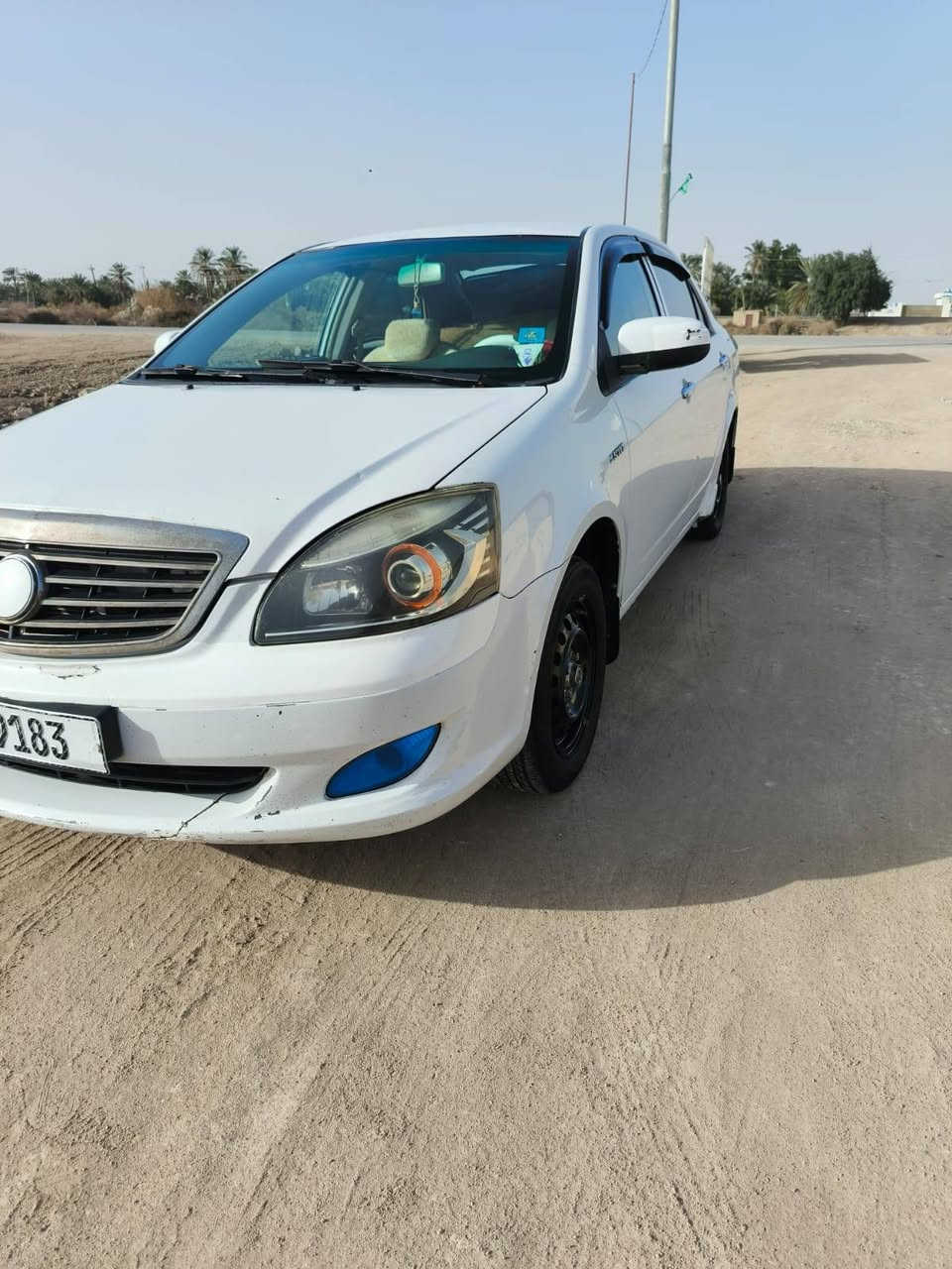 السلام عليكم 
جلي موبل 2012 السياره مكفوله لاتبديل ولا صبغ ولا ضربه  مكينه وكير جدد تبريد ثلج ❄ تخم تاير جديد غرفه جديده رقم نكليزي وهزه جديده شرط التحويل المكان ذي قار سوك الشيوخ 
السعر60وبيها مجال 
رقم صاحب السياره***********
