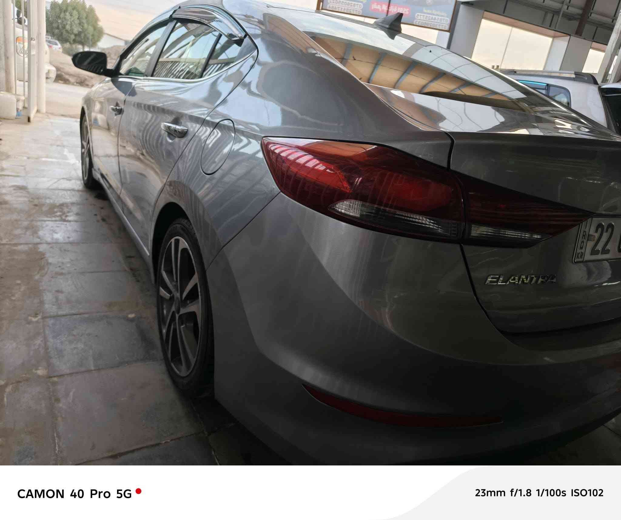 السلام عليكم
النترا موديل 2017 لمتد فول مواصفات 
بصمه 
فتحه
رادار 
شاشه كاميرا 
كشن جلد 
تدفه كشن امامي وخلفي 
تبريد ثلج 
مكينه جديده بالصندوك وشرط ما مفتوحه 
ماشيه 146
رقم اربيل سنويه جديده وارقام انكليزي 
حادث جاملغ وباب السائق وصور الحادث مرفقه بالمنشور وبيها طخه بالعراق بخشم البنيد 
مكانها بابل / الحمزه الغربي / معرض بركات الحسين 
السعر 117$ وبيها مجال 
للاستفسار / ***********-***********
