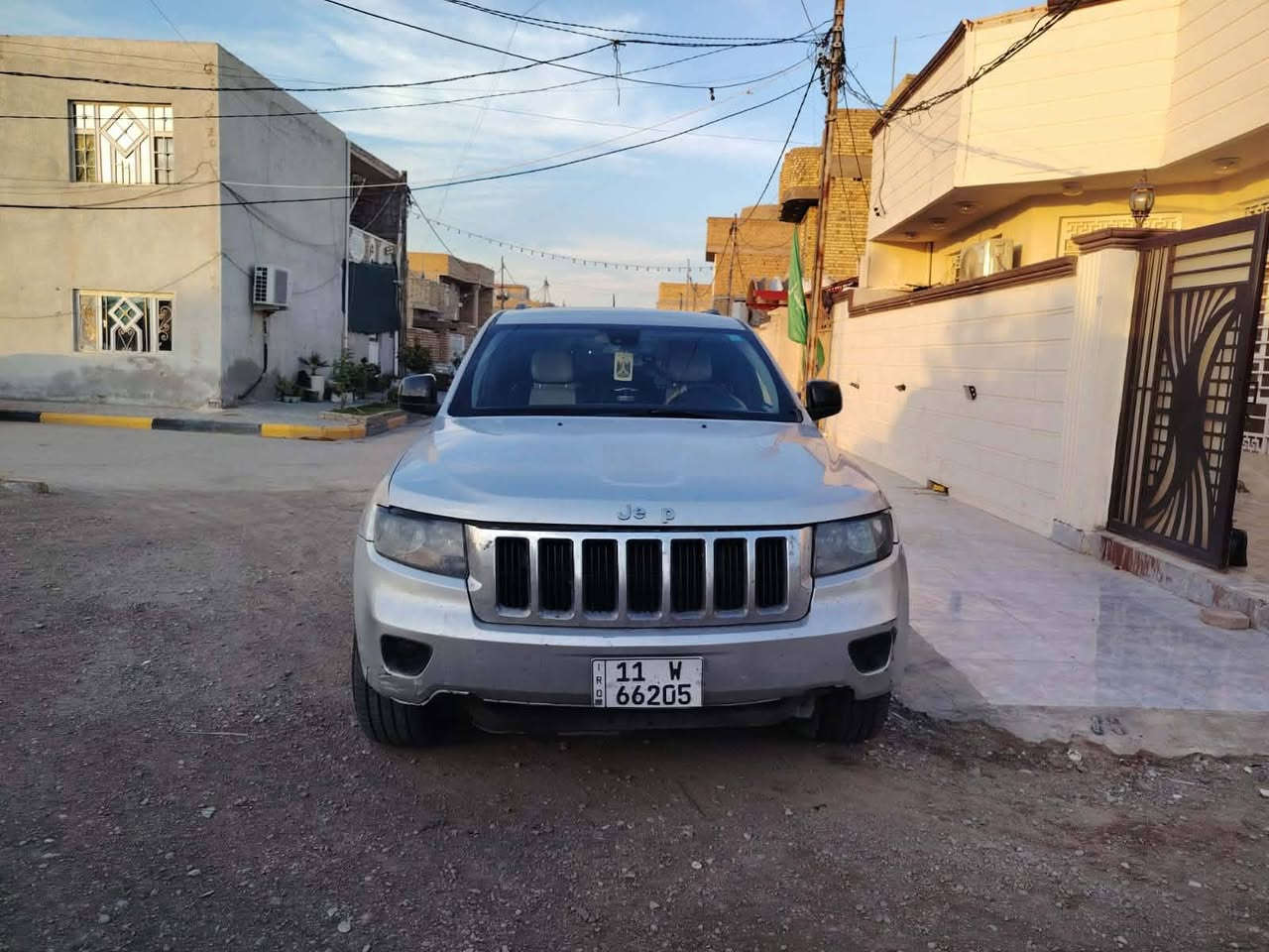 جيب موديل 2013 مصبوغه عام ابيع اكفلها كص وكلبه وعيب شرعي جاهزه السياره مكينا وكير وتبريد وتخم تاير وباتري جديد السعر 125وبيها مجال مكان السياره الحله بسمي رقم نكلزي تحويل ثاني يوم *********** بيع فقط بدون مراوس
