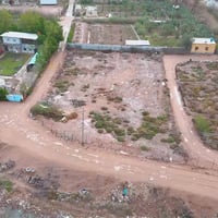 مصور درون ومصمم اعلاني باسعار مناسبه  لطلب التصوير التواصل علئ الرقم ٠...