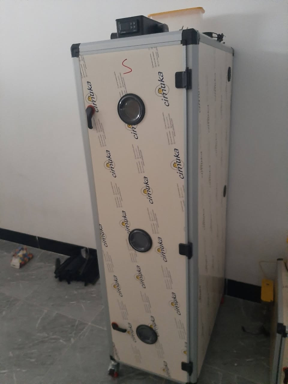 متاح فقاسات جيموكا  جديد بل باكيت ومستعمل قليل من 30 بيضه إلى 4800 بيضه و متاح فقاسه برنسي 180 بيضه ومتاح جميع مستلزمات  فقاسات جيموكا   نسبه تفقيس ٩٩% صناعه شركة جيموكا التركيه وغنيات عن التعريف عن تعريف
اخوان الي يريد يتصل 
رقم الهاتف 
***********
         و
***********
المكان صلاح الدين
