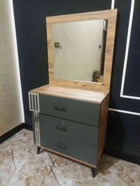 غرفة • بها مجلس • كرمه