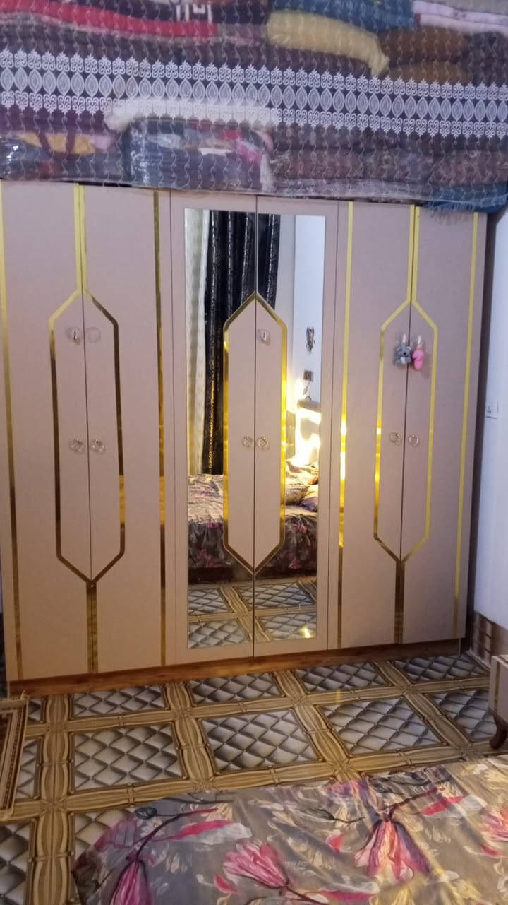 غرفه نوم لبيع مستعمله شي غليل 
شرط النضافه مثل بل صوره  السعر450 ***********
