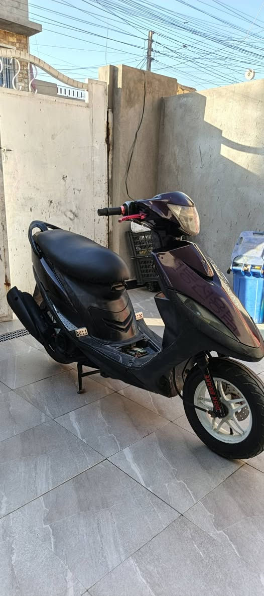 ماكس للبيع سعر 550 وبي مجال للشراي
جاهزه هندر واحد كهرباء كامله تخم تاير + ويل كب ويدات رياضي وصالنصه رياضي ولبوشه ٥٥ 
بيها شلعه ومعدل يخبل وكابريته جديد + بيها ملاحضات 
***********
