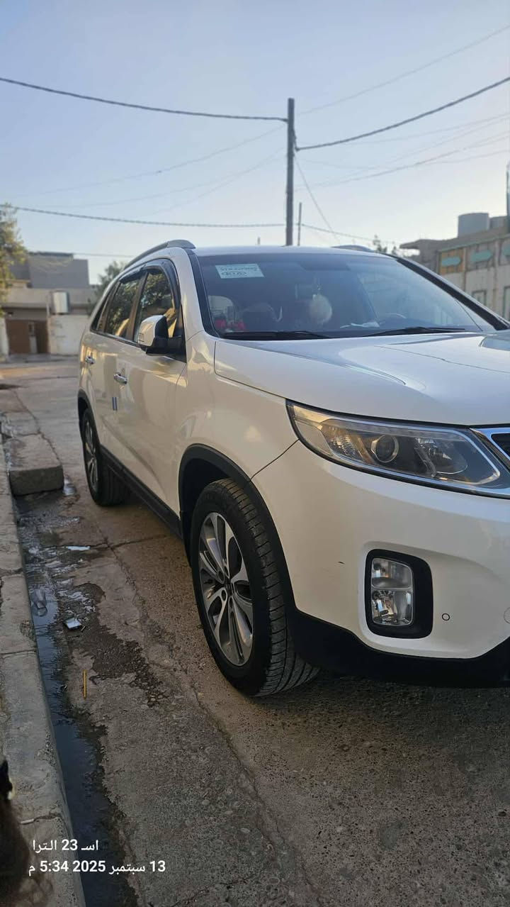 سورنتو خليجي
2014 للبيع
فول مواصفات عدا بانوراما
٤ سلندر
٧ راكب
٣ قطع تبريد
بصمه تشغيل + ابواب 
  كاميرا حساسات جانبية
كشن السايق كهربائي
تحكمات ستيرن
ويل كروم حجم ١٩
بردات بلادي
  مرايه شفط
 ماشيه 180 كم 
السياره ضررها بس بارد موضح بل سونار +السقف بي رصعات  ليس حالو 
 السعر 163 بيها مجال
موصل 
***********
***********
