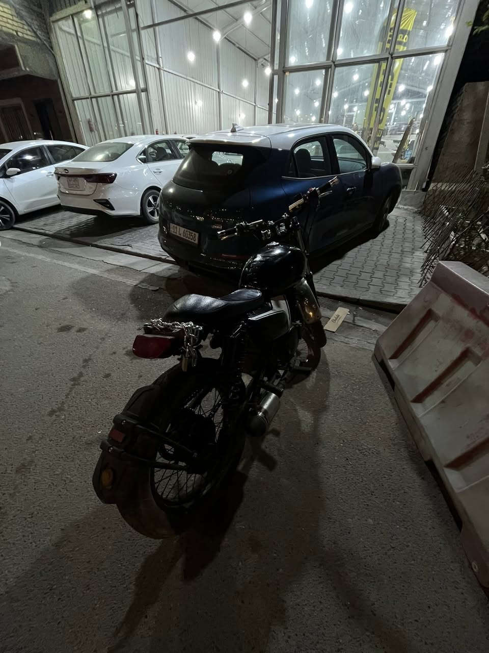 السلام عليكم
￼هارلي ستد  نضيفة مكفولة من كلشي .  
250cc
للبيع…سعر(مليون و ٣٠٠) بيها مجال للشراي
عنواني الاعظمية
***********
