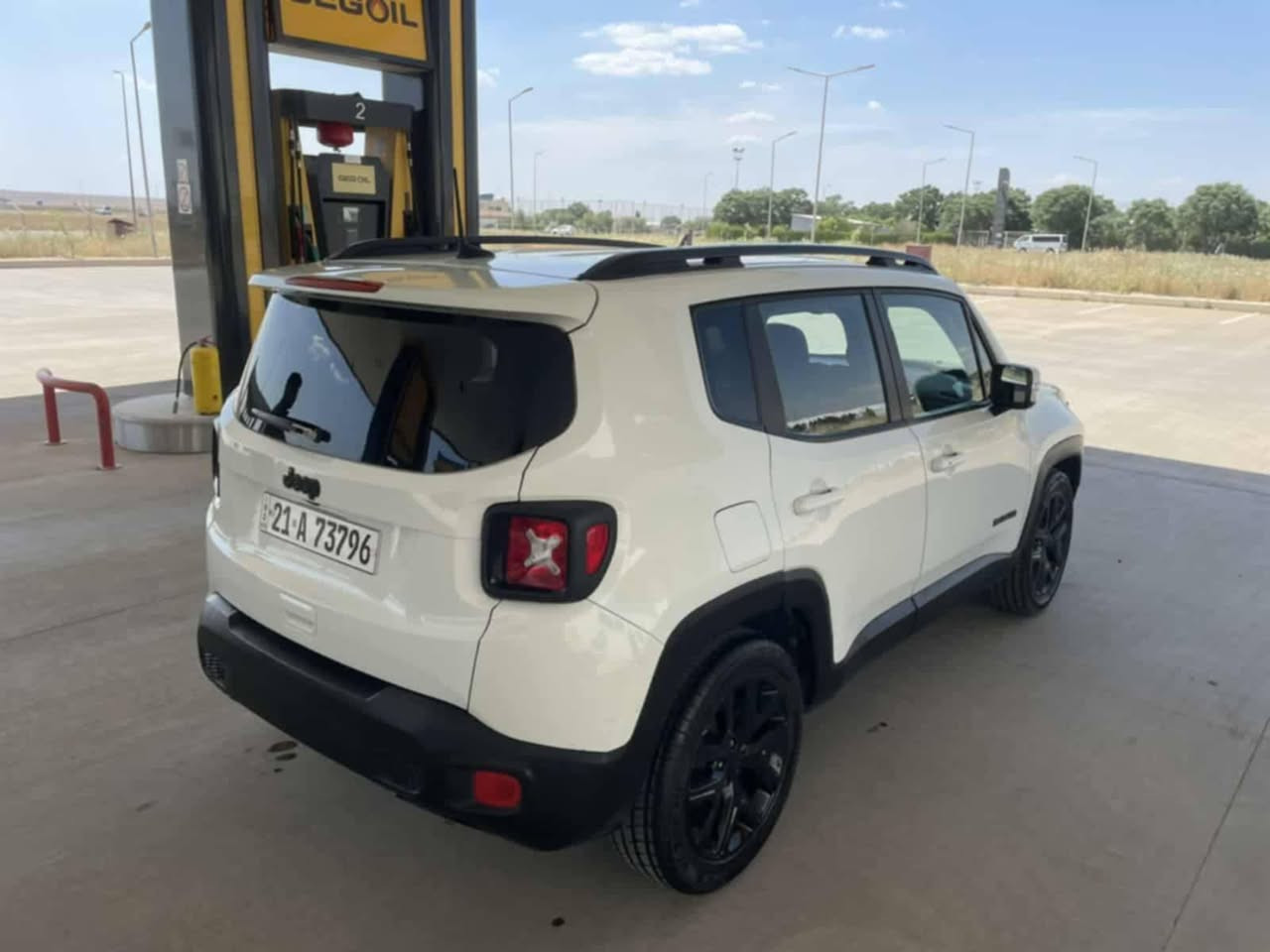 جێب ڕینگارد ٢٠١٨ سپی زۆر پاک و جوان مەکینە چوار پستۆنی ٢.٤ ی بێی کێشە دەبڵ ئەکسل نیە مەرغوبە دوو پارچەی بۆیاخە بێی ناو گرتن سەنەوی و وەکالەی بەشەرت سەنەوی ساڵێکە بەسەر چووە گۆڕینەوەش ئەکەم لەسەر دڵ گرتن *********** السليمانية, العراق
