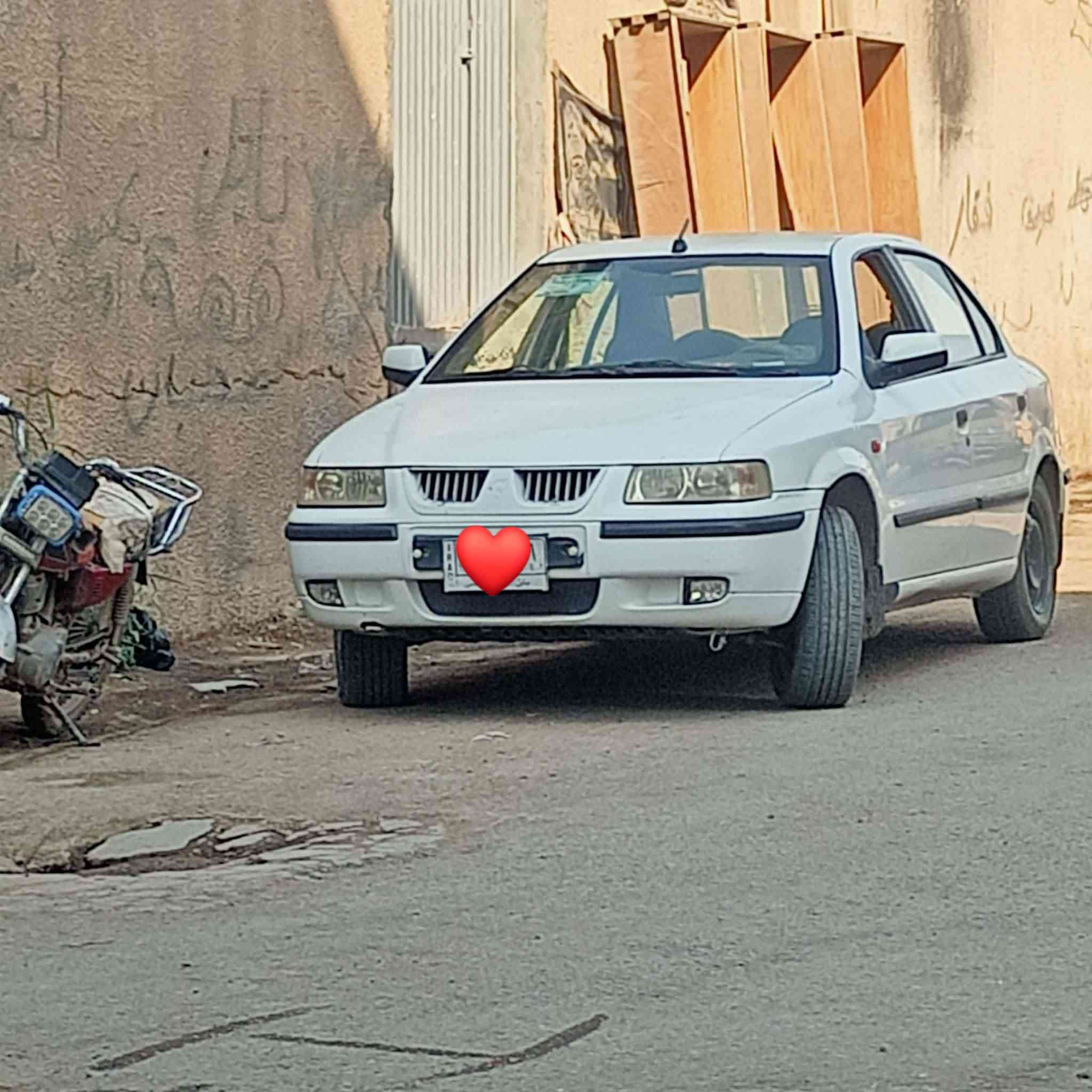 سمند ناطق موديل ١١ بنيد مصبوغ جماليه ودحجه بسيطه بلباب. الخلف كير محرك مكفولات تبريد ثلج باتري كوري. اصلي تخم تاير سياره جاهزه وكامله مكاني بابل الهاشميه السعر 38 وباقي التفاصيل خاص


**إذا كنت صاحب هذا الإعلان وتريد حذفه لأي سبب، رجاءا أرسل رسالة إلى الدعم الفني**