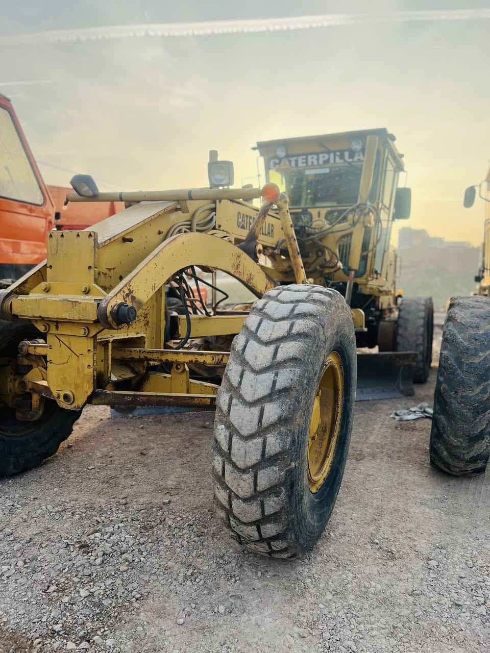 کریدر للبیع  مودیل 92   رقم و سنویة  رقم دهوك بإسمي سعر  خاص مكان  محافضة دهوك  قضاء عقرة ***********
