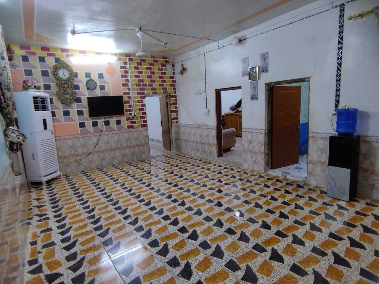 السلام عليكم...
(((يعلن مكتب المنتظر للعقار )))🏠عن وجود بيت البيع المساحه 250العنون قرب المحكمة يم النفوس الجديده البيت كلش مرتب 

اللا ستفسارالاتصال ***********
