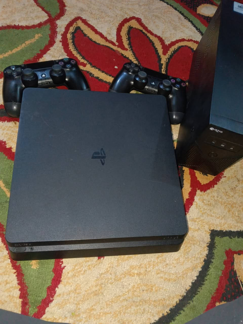 سلام عليكم
PS4 ذاكره 500مهكر للبيع
يجي ويا 2 جوستيك اصلي مع ملحقاته وجهاز باله ياباني 
يجي ويا  يوبي اس 800 بعده جديد مكاني بغداد مدينة الصدر سعر بلي 350 قفله ملاحضه نضامه 12.52 
***********
