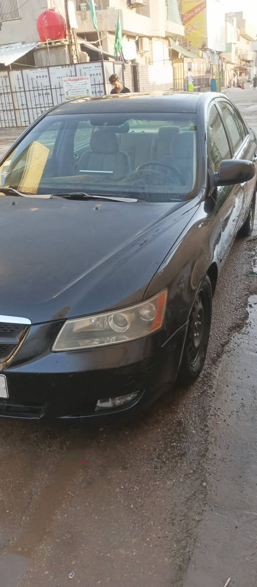 السلام عليكم 
سوناتا موديل 8 امريكي مكينه 6 مكفولة حادث باب السائق والباقي كله ليبل واحد مكينه وكير مكفول صدر جديد تأير جديد تحكم ستيرن شاشة فتحة سقف تبريد مكفول
بغداد بسمي السعر 83 بيها مجال 
***********
