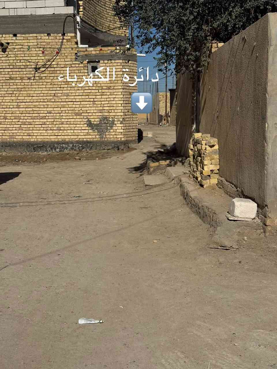 قطعه زراعي بيها وصل تطويب مساحه 220م 
الواجهه 11م / النزال 20م 
مدفونه ومحدوله 
الدجين الاولى مقابل يونس ابو التحوير شارع عوده الشويلي 
قريب على تقاطع الوائلي 
السعر 40 وبيها مجال 
واتساب *********** علاء بدر
