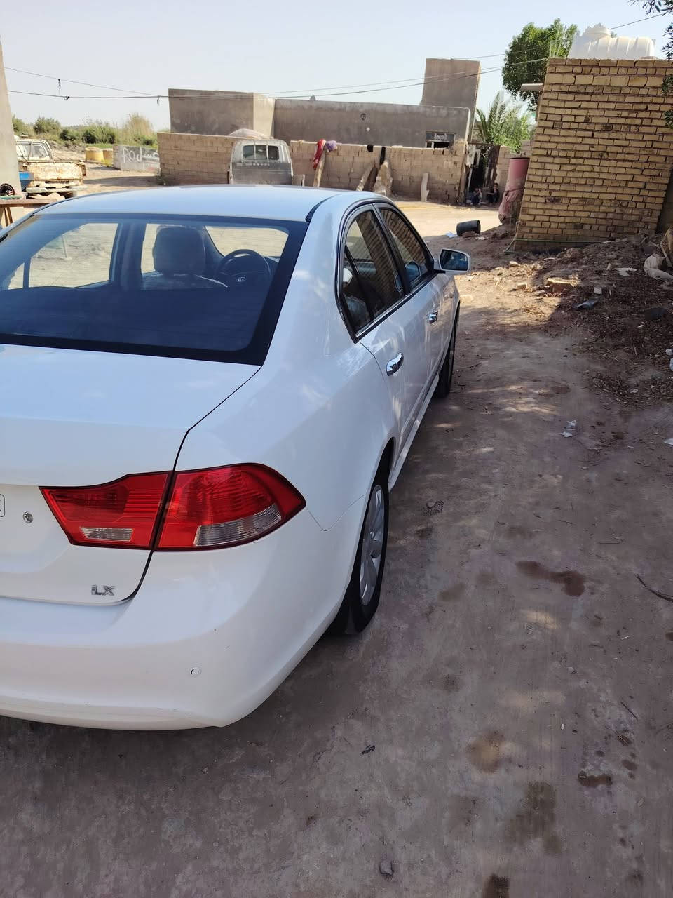 للبيع كيا اوبتيمه ٢٠١٠ خليجي كفاله عامه مكينه ما مفتوحه رقم قادسيه بسامينه الديوانيه عفك السعر ب١٢٧ وبيه مجال
***********
