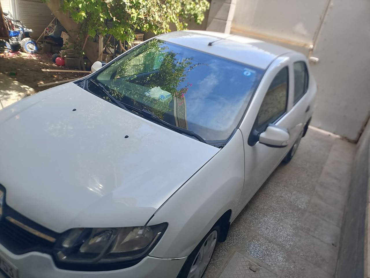 رينو سنبل 2017 بدون حادث السيارة بحالة جيدة تبريد شغال بابل وباسمي +*********** حلة, بابل
