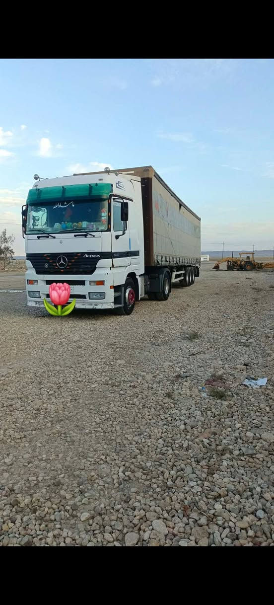 سلام عليكم اكتروس2001  للبيع كامله مابيها اي نقص تخم تاير رقم سليمانيه ***********..***********
