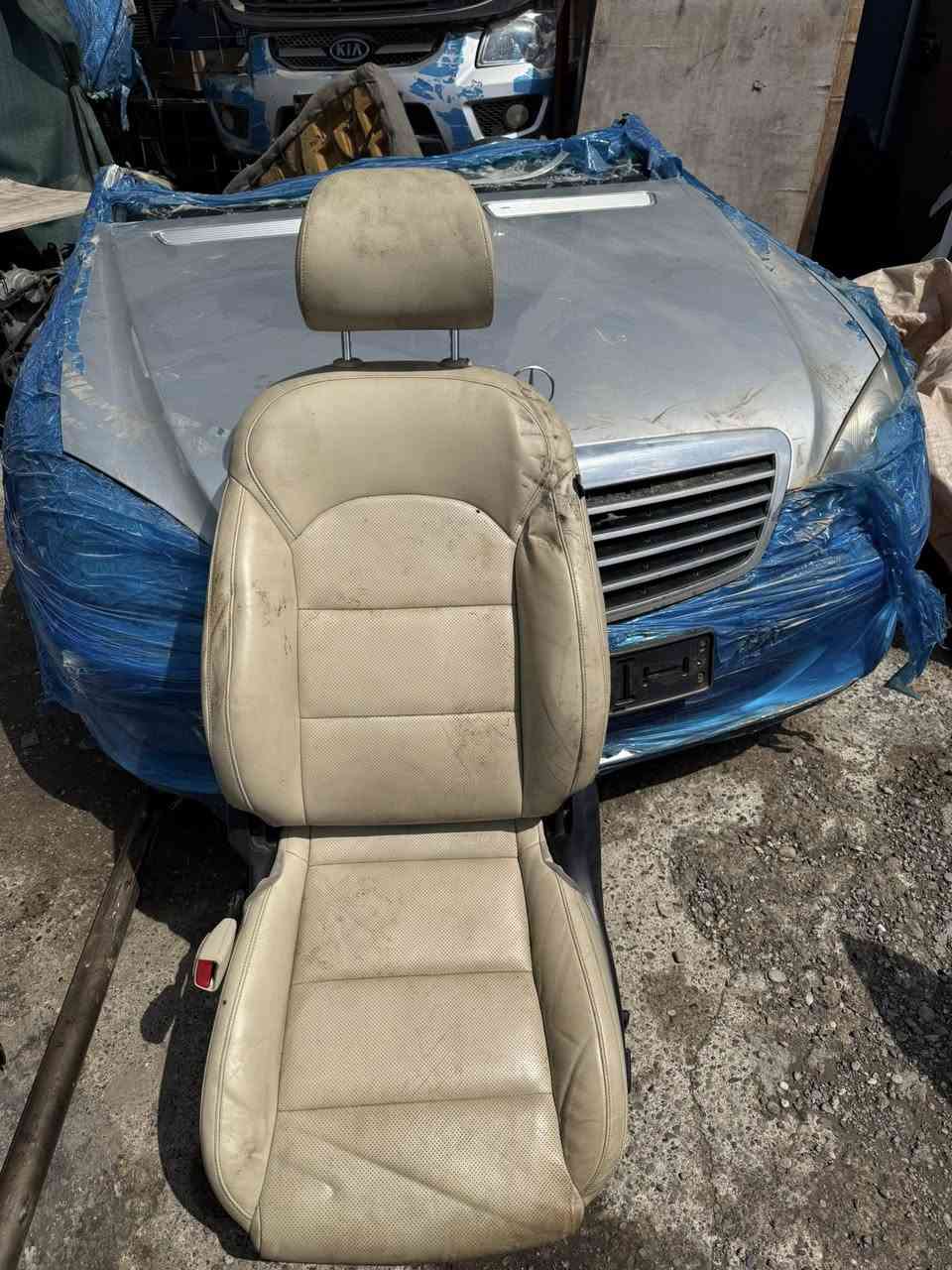 ادوات كادينزا 2017  لون ابيض فقط باقي
المكان أربيل للاستفسار ***********
