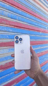 آيفون ١٦ برو ماكس • بطارية ١٠٠ • مكفول